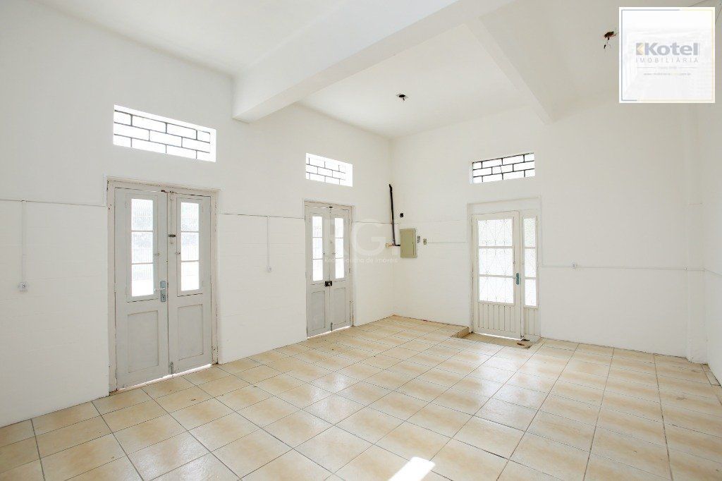 Prédio Comercial 2 quartos à venda, 200m², Navegantes - Porto Alegre