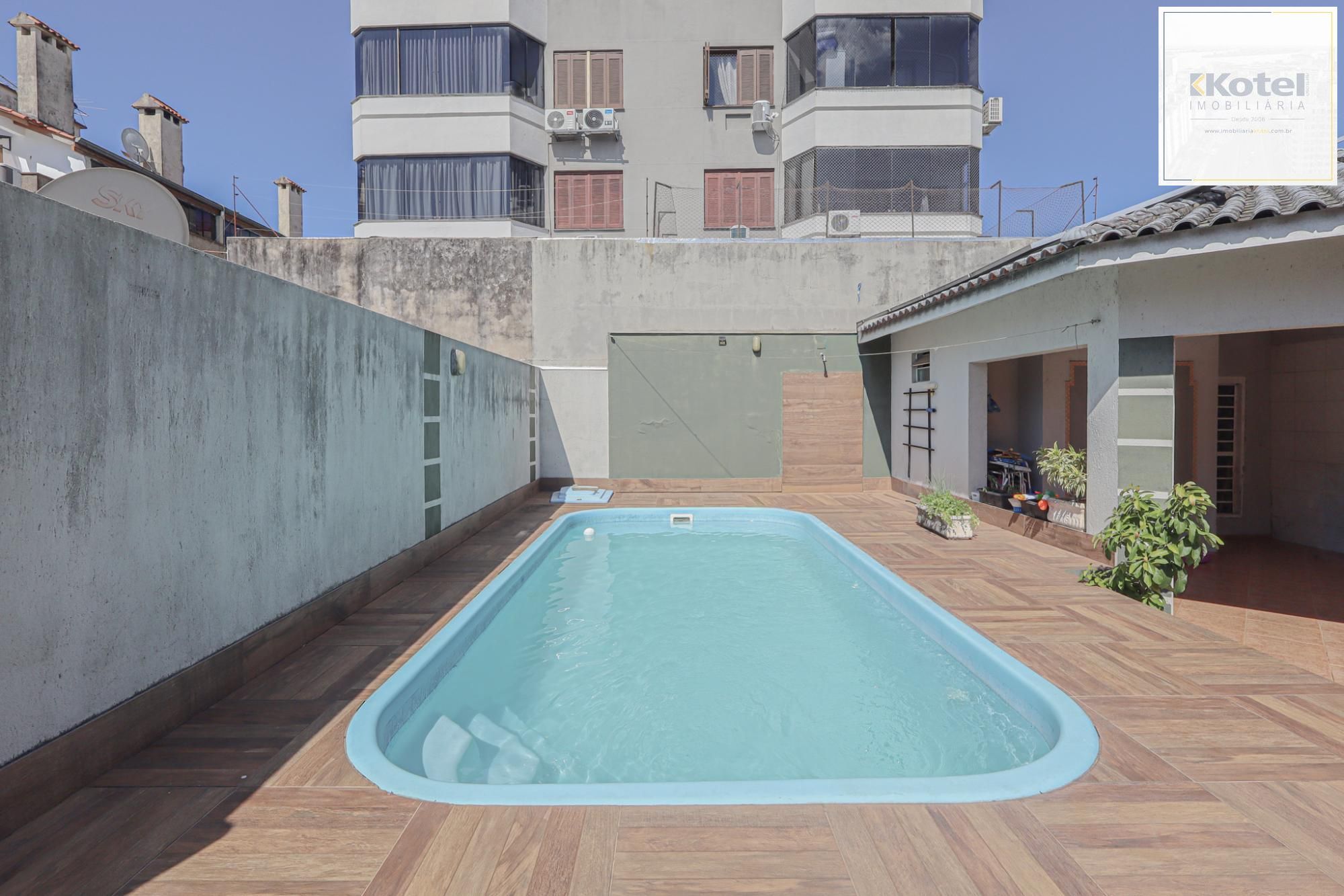Residência de luxo ! Impecável.. 04 dormitórios , piscina / estuda dação