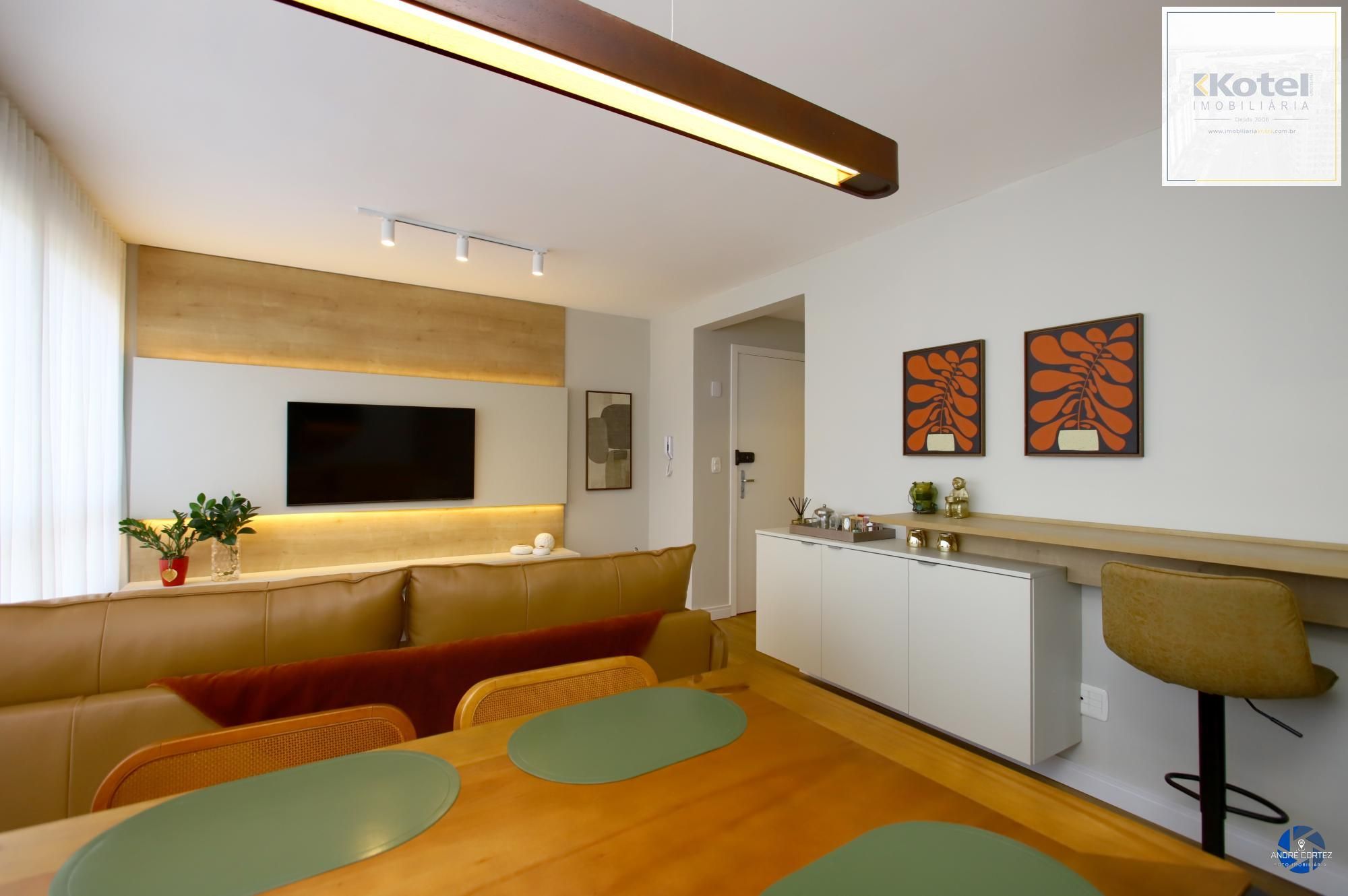 Apartamento 1 dormitório, 54 metros privativos semi mobiliado, elevadores