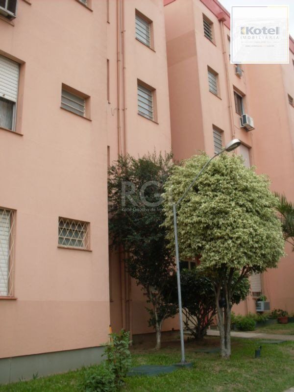 Apartamento de 02 dormitórios, de frente com garagem