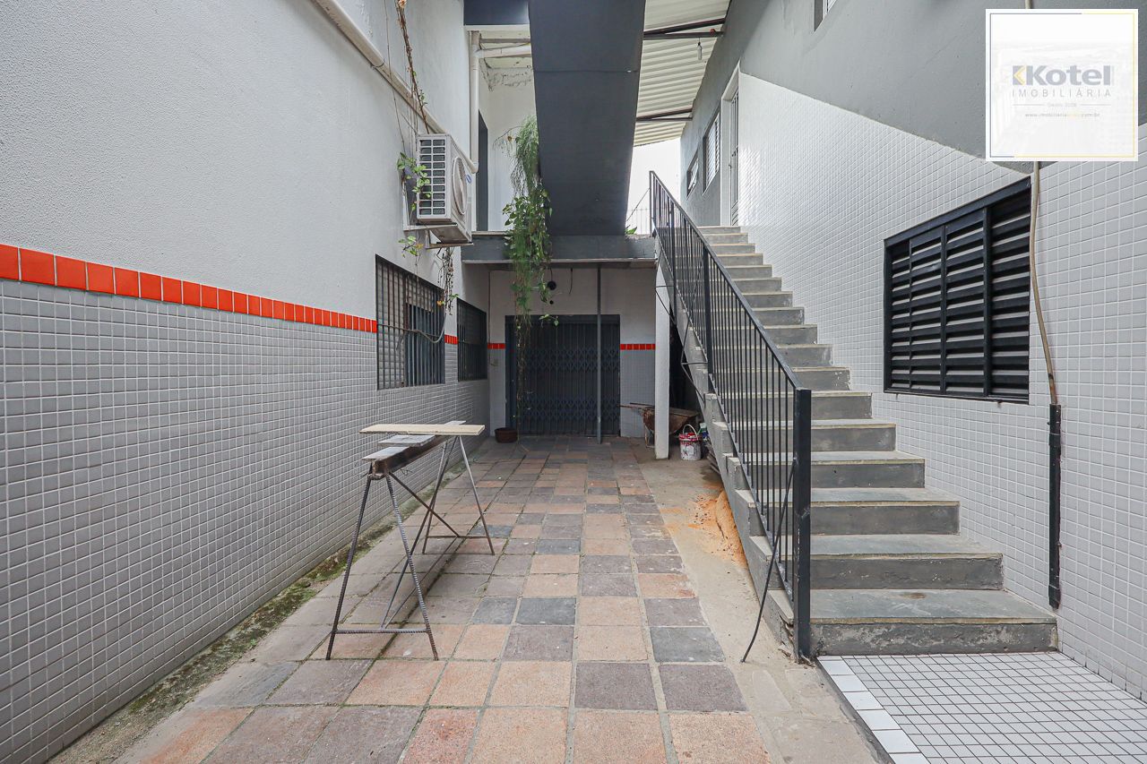 Pavilhao Comercial, Locação / Venda, 596 m², Bairro Partenon, Porto Alegre — foto 2
