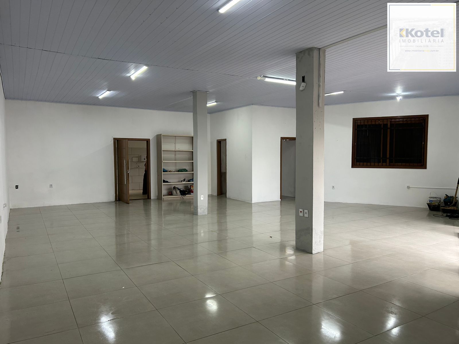 Loja com 232 m2 no bairro olaria em Canoas RS