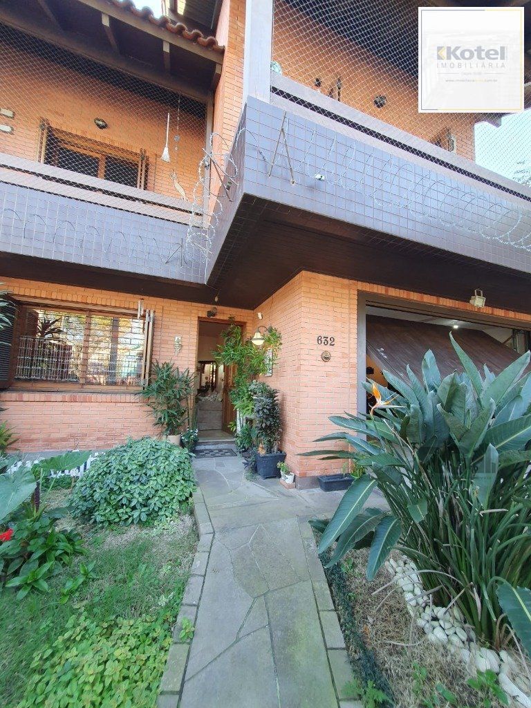 Sobrado 3 quartos à venda, 212m², Jardim Floresta - Porto Alegre