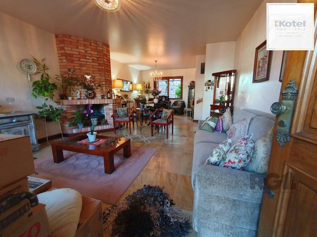 Sobrado 3 quartos à venda, 212m², Jardim Floresta - Porto Alegre