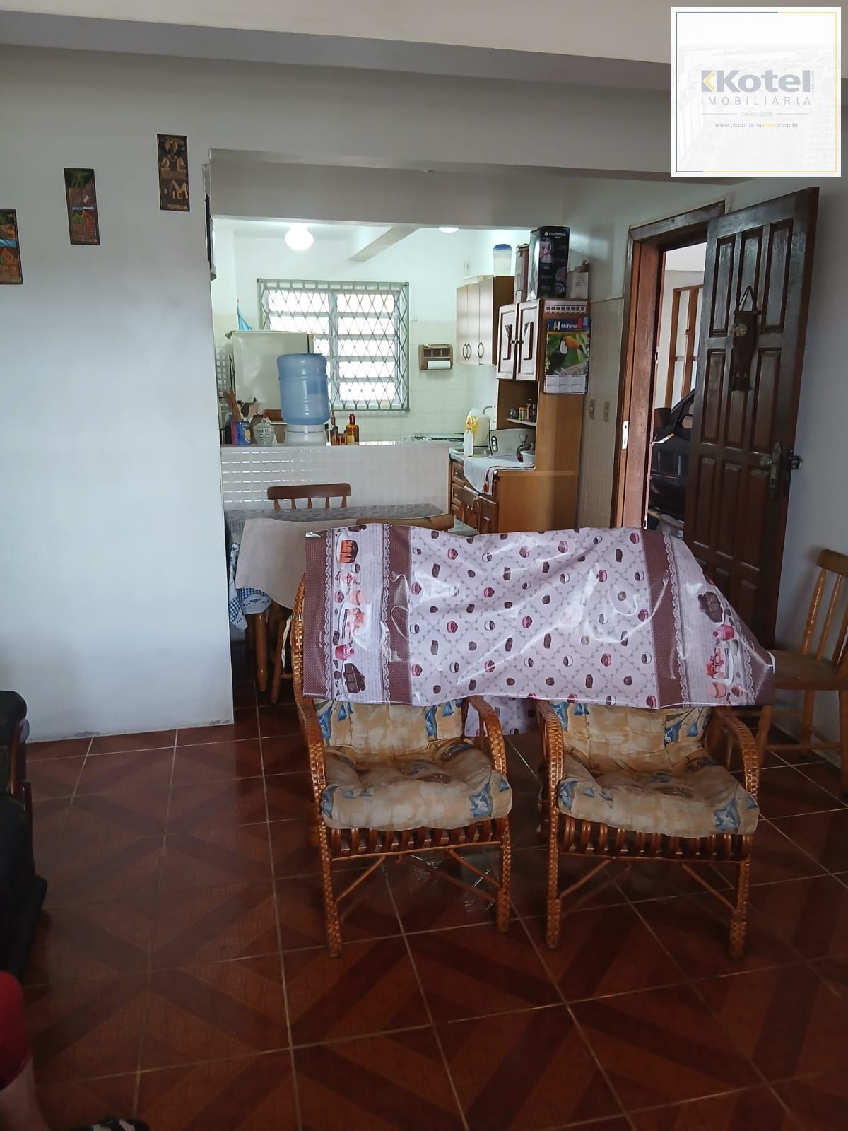 CASA A VENDA,  3 QUARTOS, PRÉDIO  COM DOIS PISOS NO BALNEARIO QUINTÃO EM PALMARES DO SUL. — foto 4