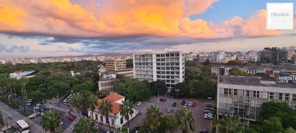 Apartamento 03 dormitórios no Bom Fim em Porto Alegre
