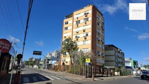 Apartamento Com 3 quartos espaçosos, sendo 1 suíte, e 2 banheiros bem distribuídos, semimobiliado