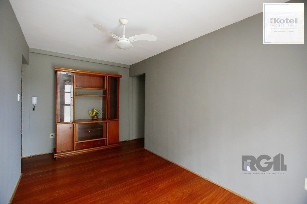 Apartamento a venda, 2 quartos, financiável no bairro Humaitá, Porto Alegre.