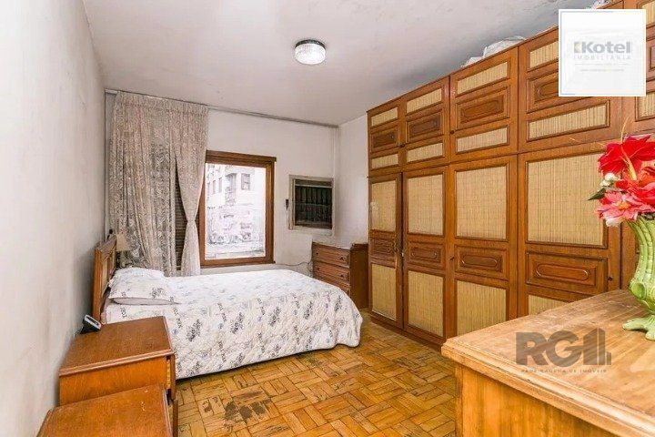 Casa Residencial ou comercial com 4 dormitórios, 2 banheiros — foto 5
