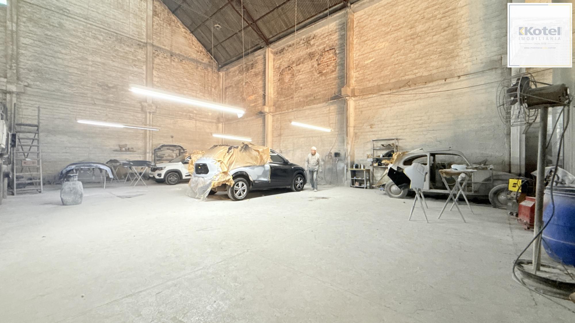 VENDE PAVILHÃO COM 1036 M² CONSTRUÍDOS  EM TERRENO DE 1156M² COM TESTDA DE 29,20².