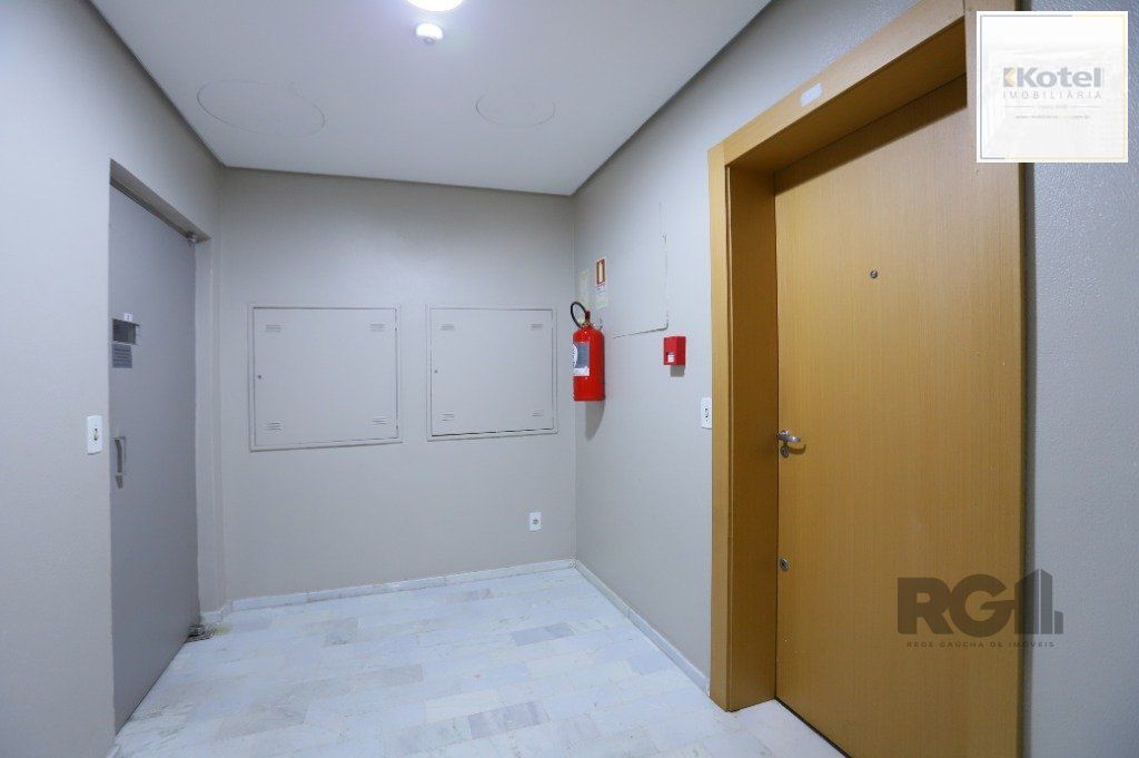 Sala comercial na Avenida Cristóvão Colombo