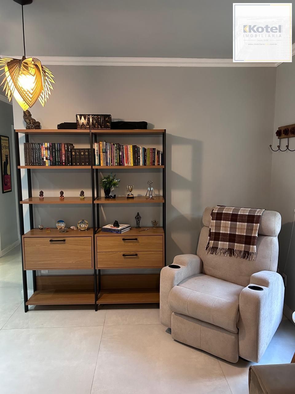 Apartamento a venda, 2 quartos, com lareira e churrasqueira no bairro Mont Serrat — foto 5