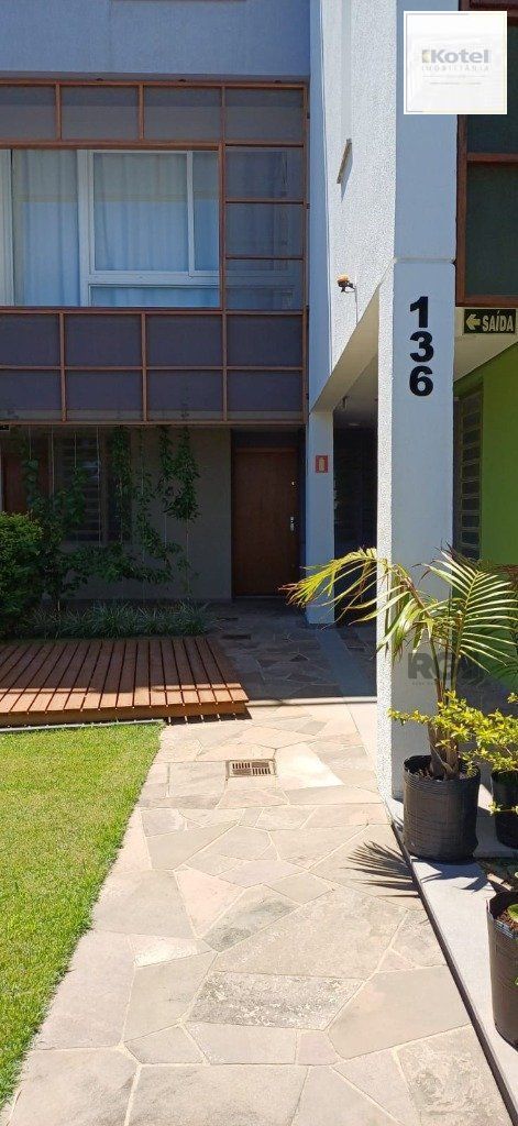 Sobrado 2 quartos à venda, 139m², Jardim Sabará - Porto Alegre