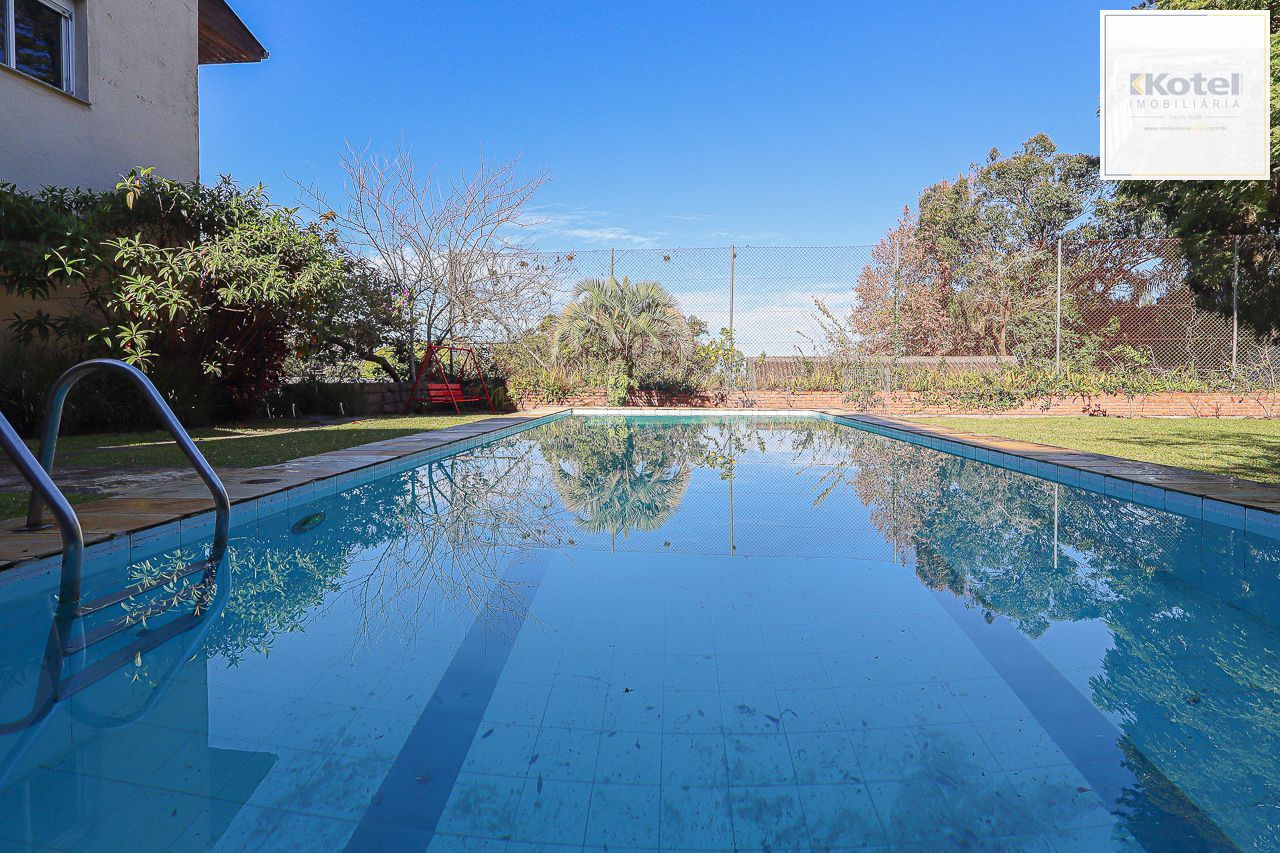 06 Dormitórios / Piscina/ Vista pro Guaiba/ 300m da AABB