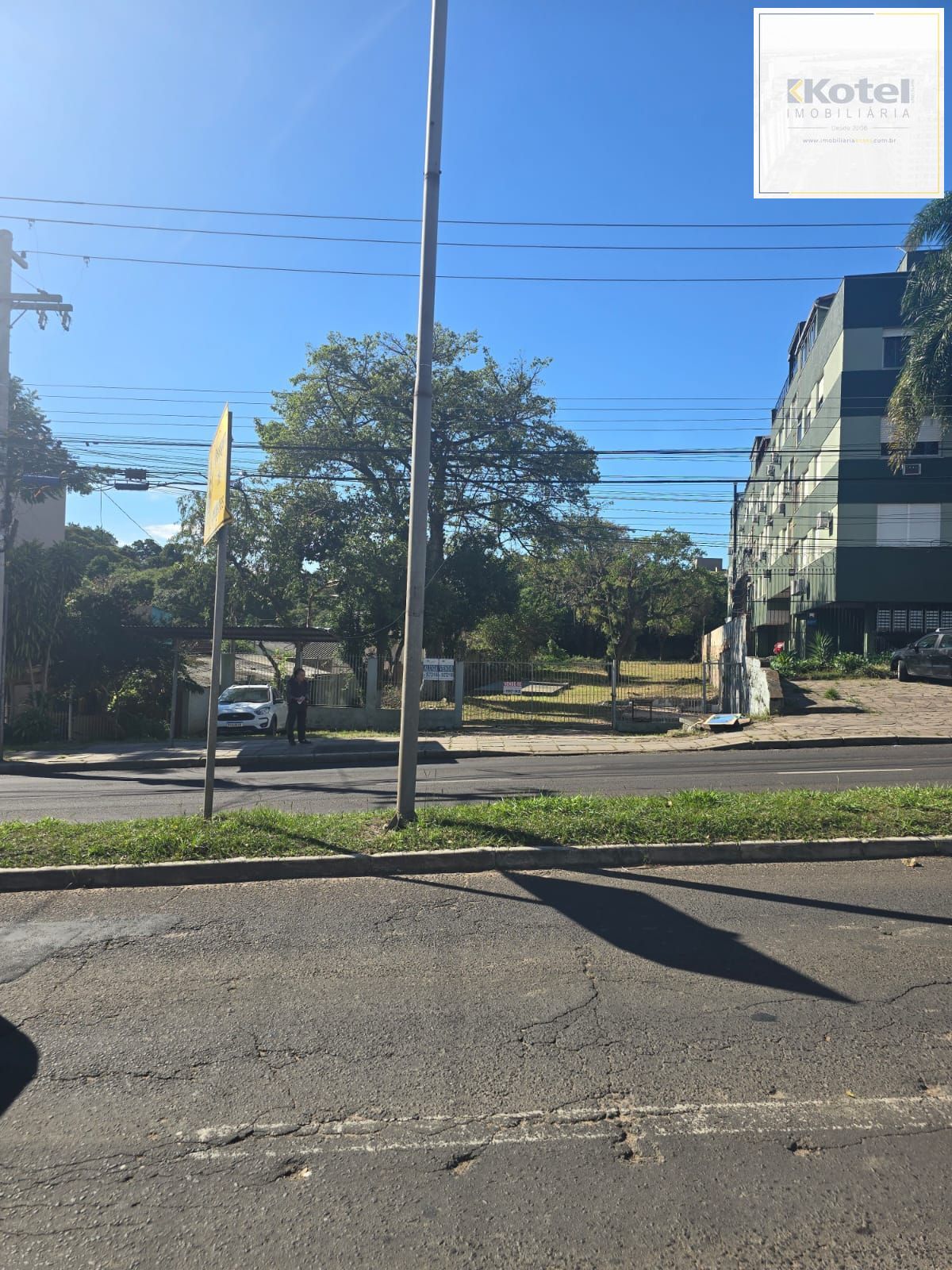 Terreno  desocupado, localizado na Rua Doutor Campos Velho — foto 3