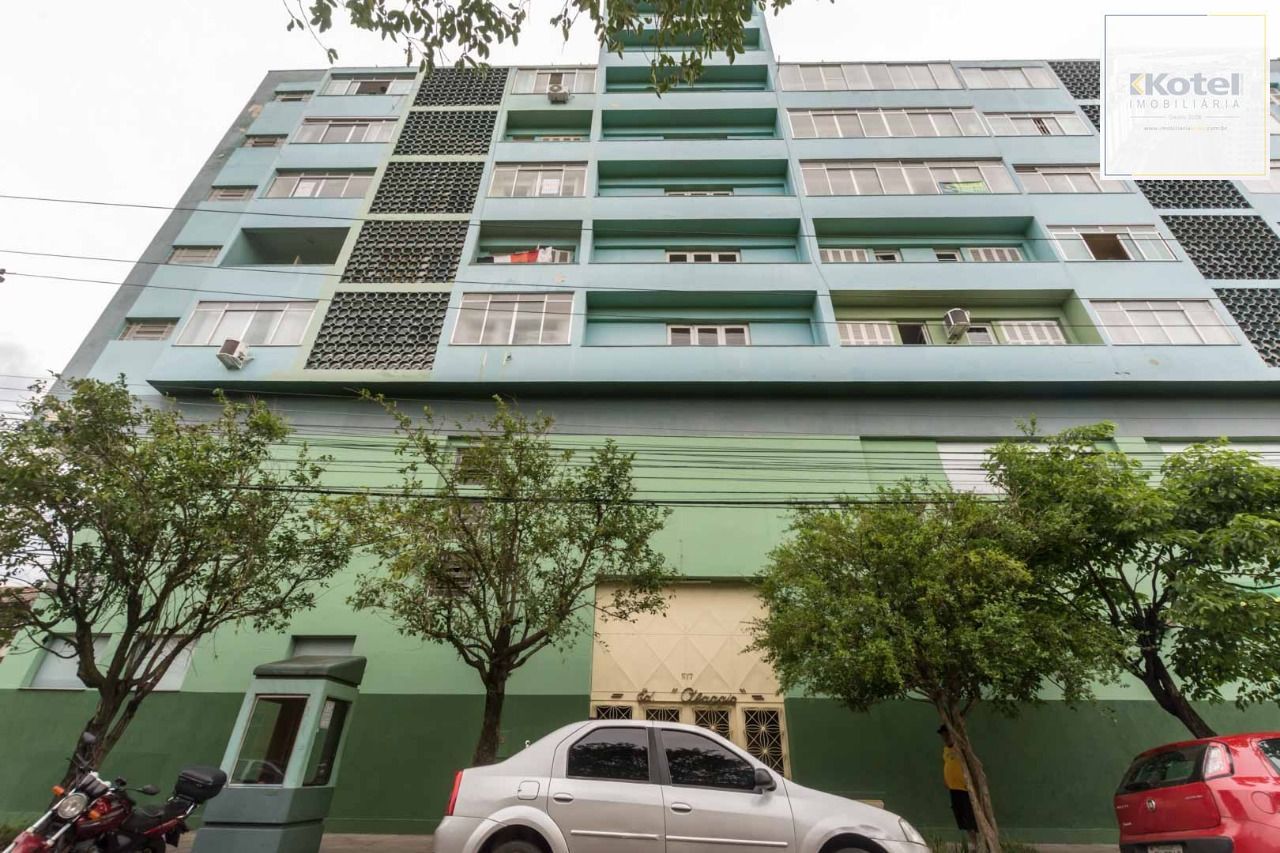 Apartamento, 2 dormitórios, 2 banheiros, 114m², Bairro Floresta — foto 2