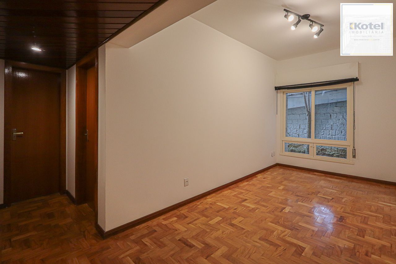 Apartamento 1 dormitório,  com garagem, 50m2, Bairro Higienópolis — foto 3