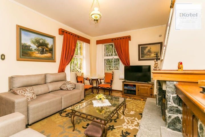 Casa em Petrópolis com terreno de 460 m2