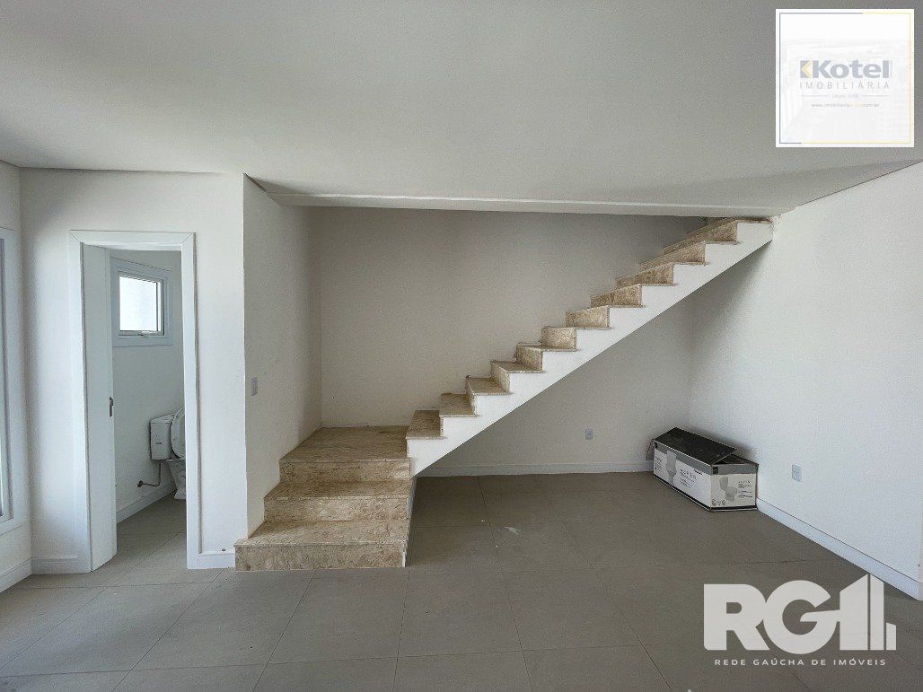 Casa em bairro planejado de Canoas com excelência em beleza e qualidade.