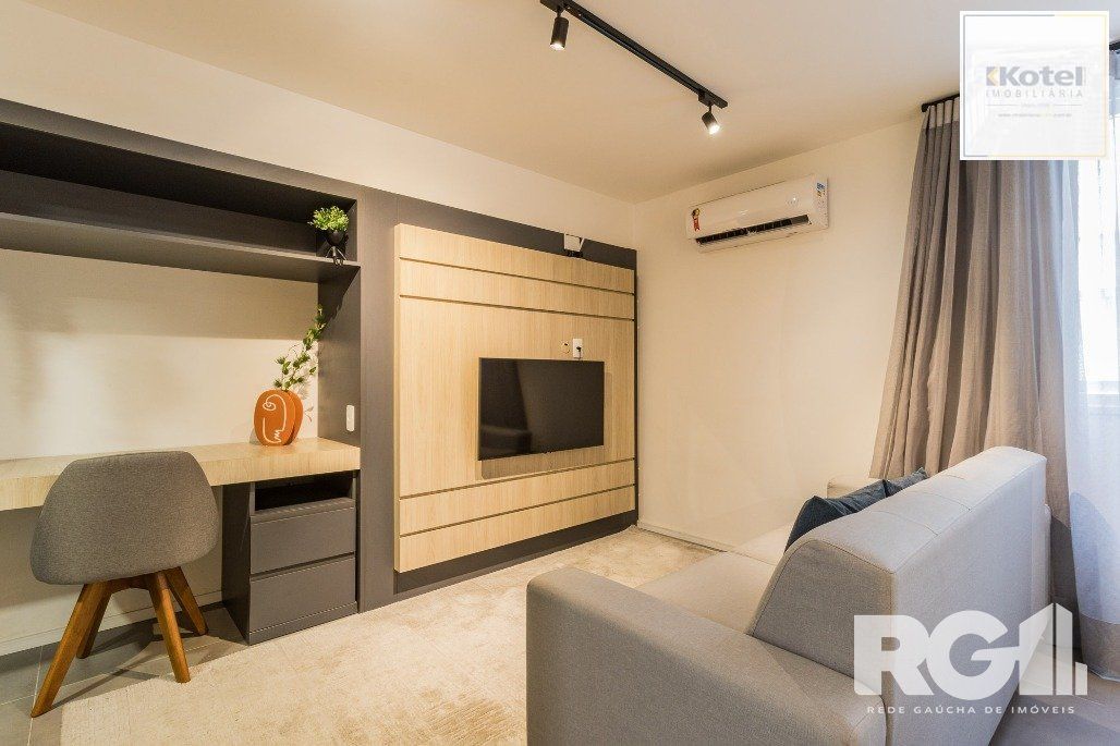 Imóvel em excelente localização no Centro de Porto Alegre, sendo uma opção ideal de moradia ou para investimento.