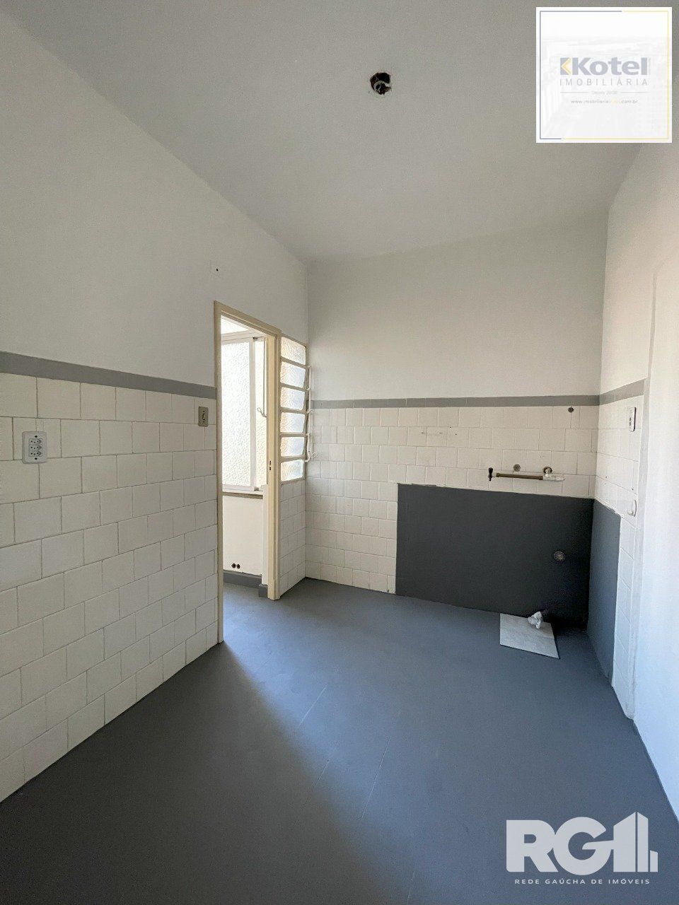 Apartamento de dois dormitórios na Cidade Baixa