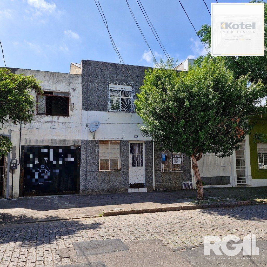 Residência no Bairro Azenha, com quatro dormitórios — foto 4
