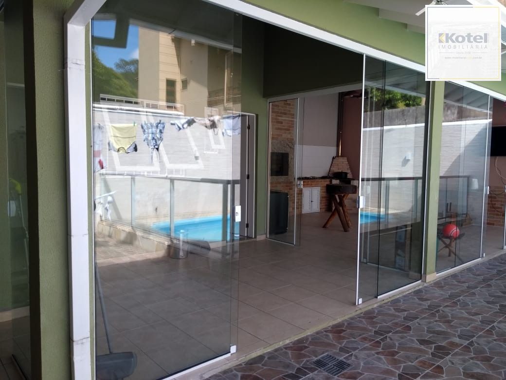 Casa Sobrado  no centro da Cidade