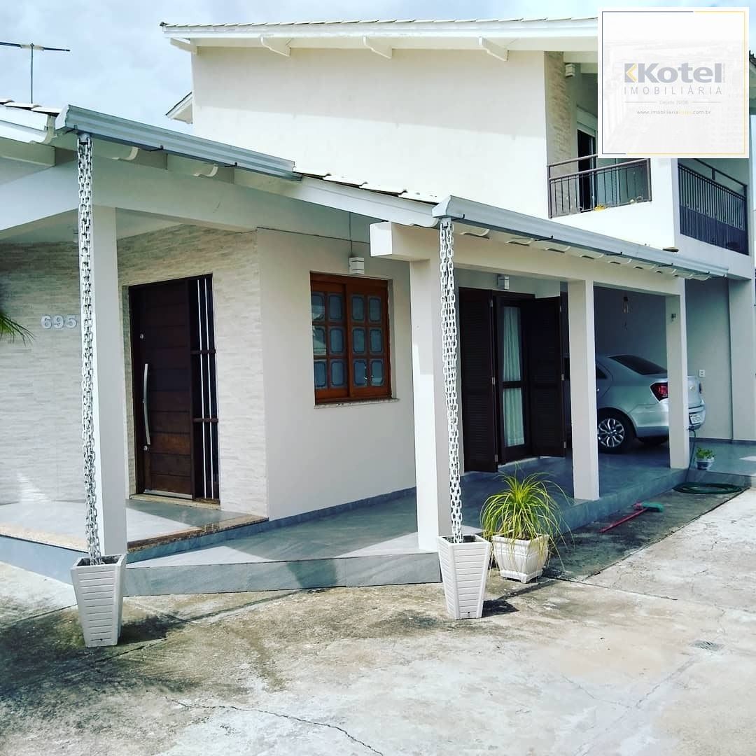 Casa Sobrado Com Excelente localização
