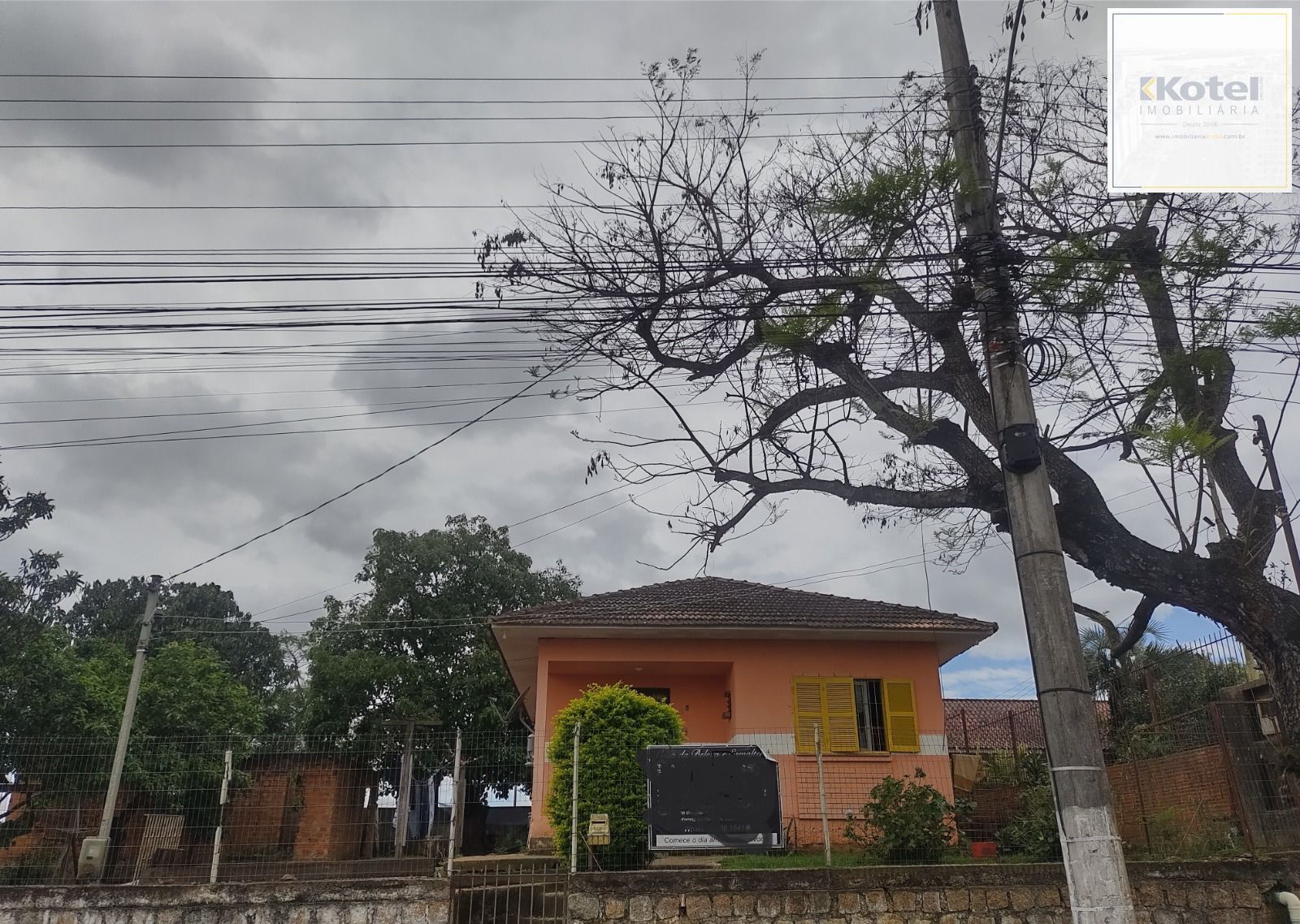 Casa Comercial