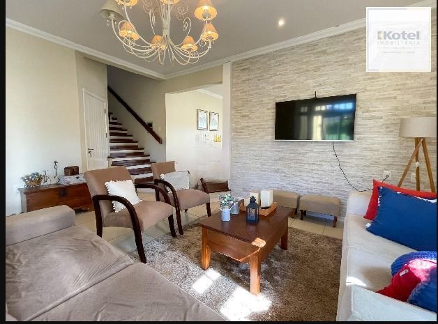 Casa alto padrão
