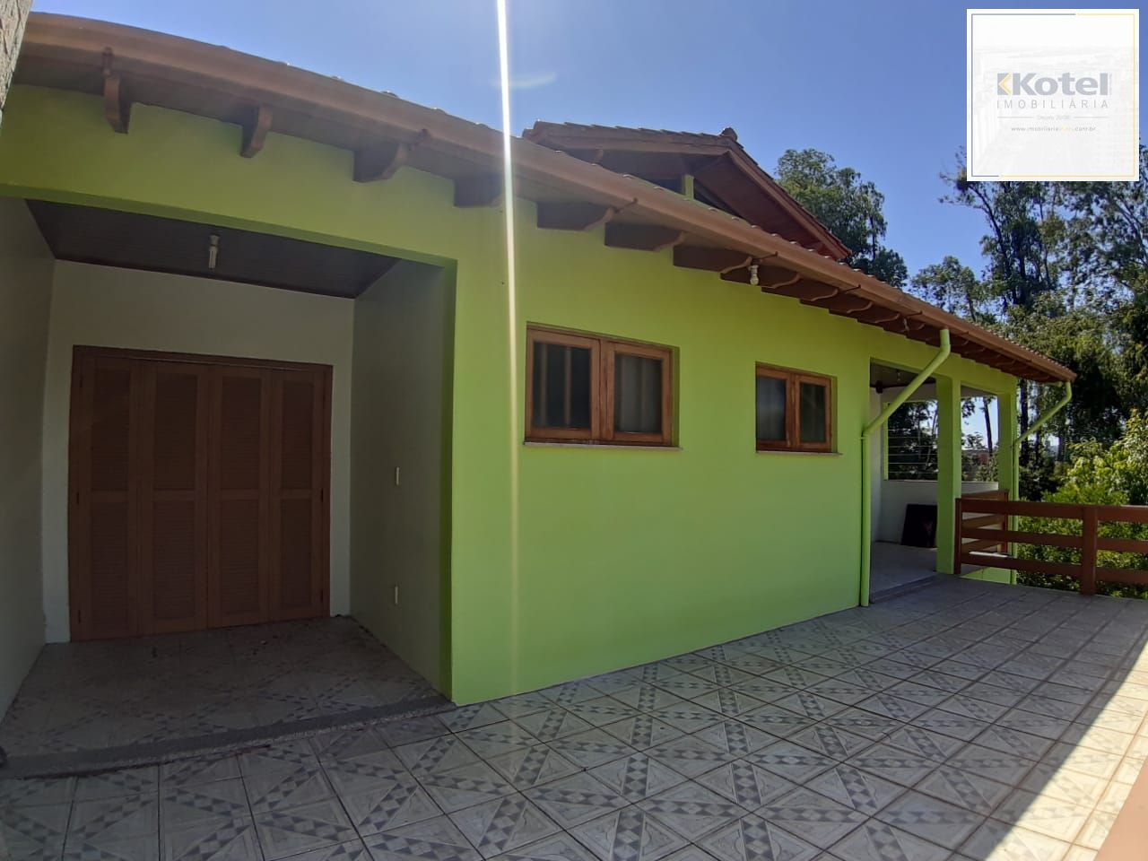 Casa com 4 dormitorios com 2 suites