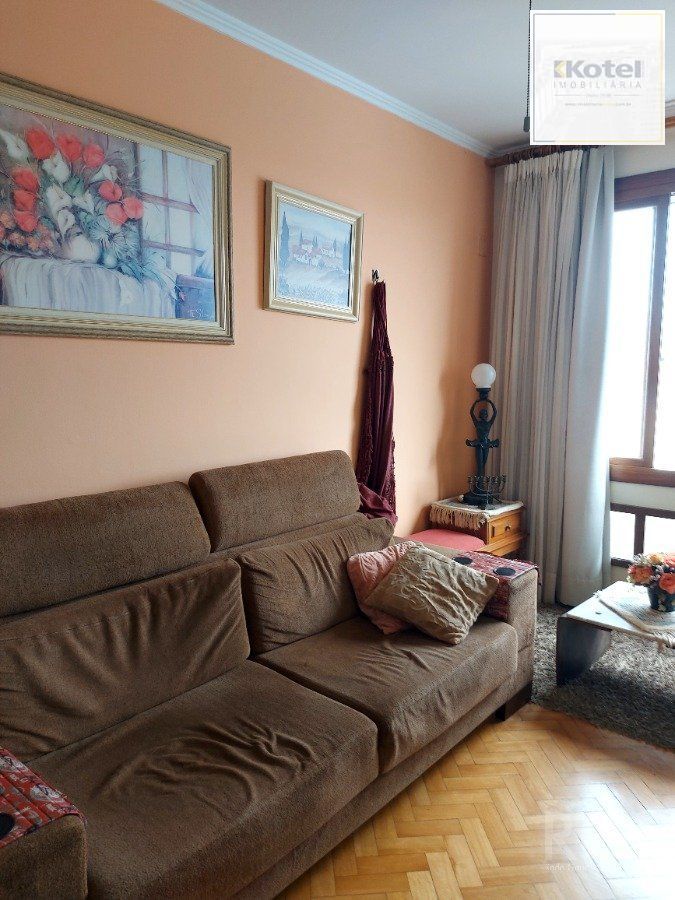 Apartamento para Venda - 99m², 3 dormitórios, 1 vaga - Rio Branco