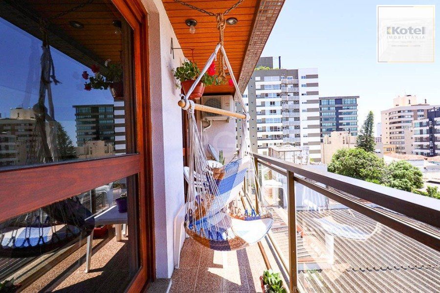Apartamento para Venda - 172.8m², 3 dormitórios, sendo 1 suites, 1 vaga - Menino Deus — foto 3
