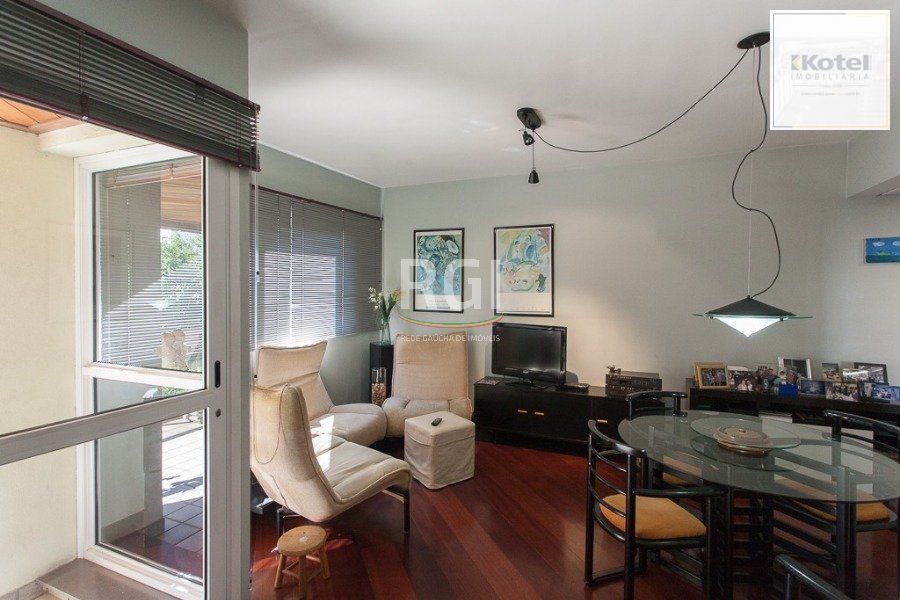 Apartamento para Venda - 122m², 3 dormitórios, 2 vagas - Petrópolis — foto 4