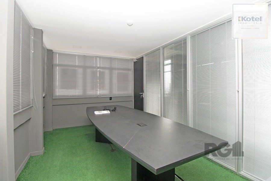 Conjunto com 171,46m² área privativa, com 1 vaga de garagem. — foto 5