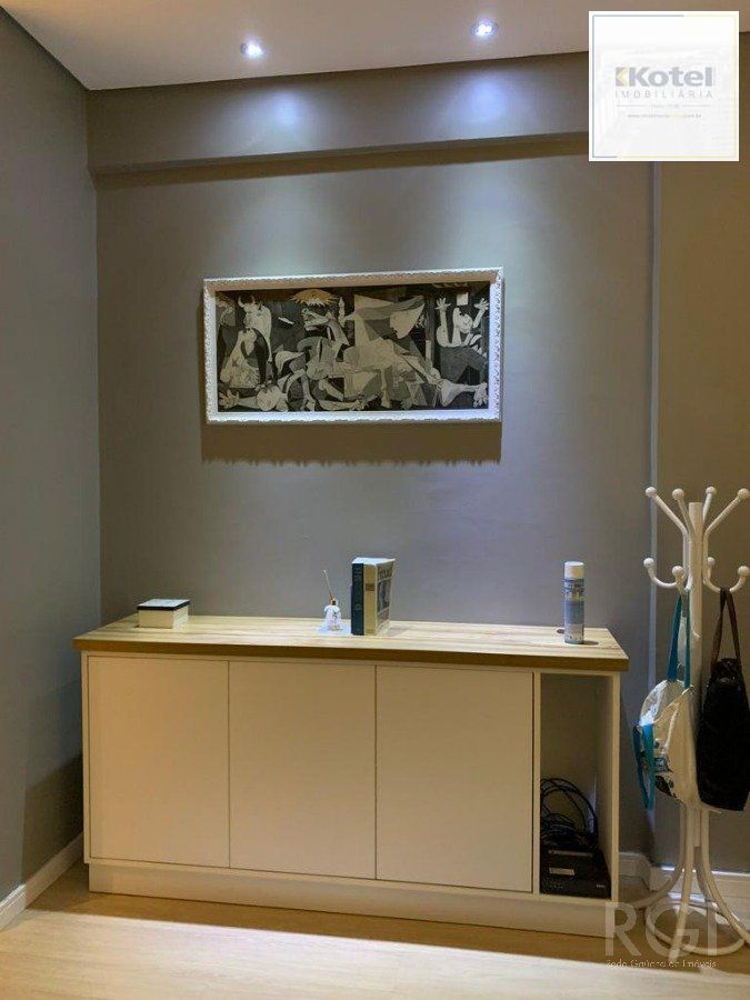 Sala Comercial à venda, 38m², Petrópolis - Porto Alegre — foto 2