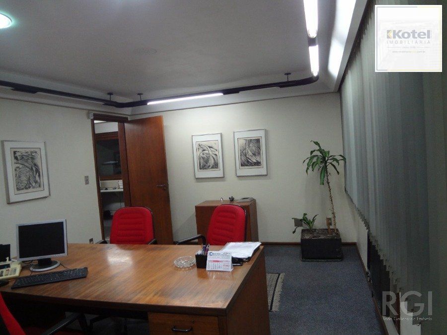 Sala Comercial à venda, 117m², Mont Serrat - Porto Alegre
