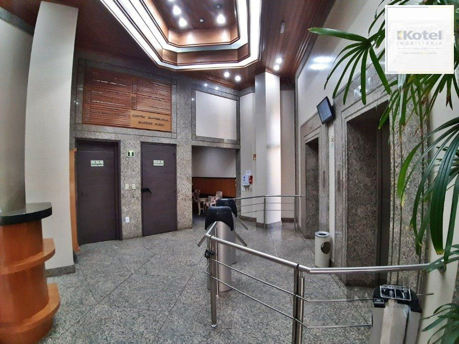SALA COMERCIAL COM 57,60 M2 NA CARLOS GOMES — foto 3