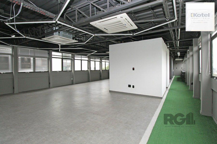 Conjunto com 171,46m² área privativa, com 1 vaga de garagem. — foto 3