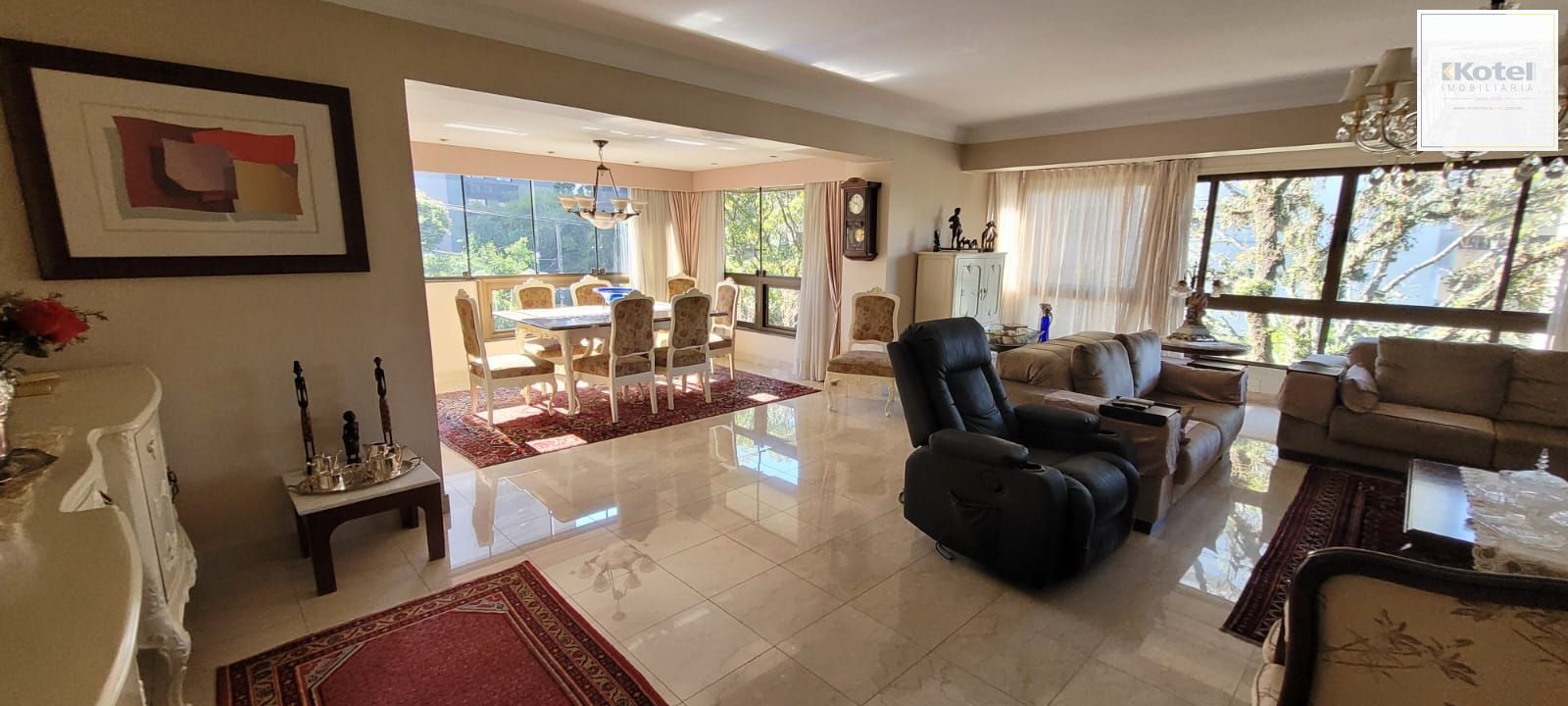 VENDA APARTAMENTO 4 QUARTOS, LAVABO, LAREIRA, CHURASQUEIRA ENSOLARADO BELA VISTA