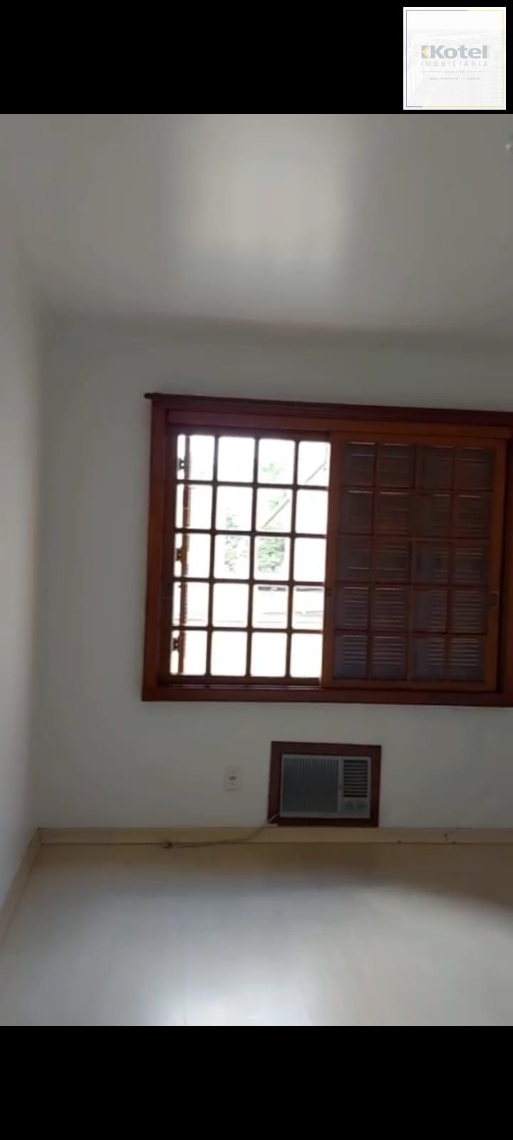 Bom apartamento de 2 dorm com uma vaga