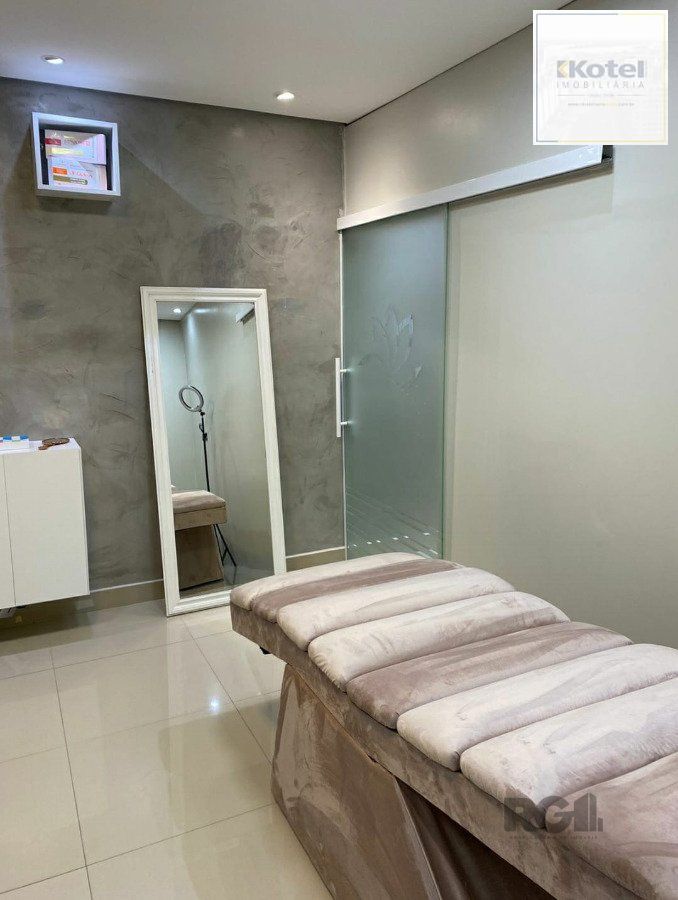 Sala Comercial à venda, 35m², Menino Deus - Porto Alegre
