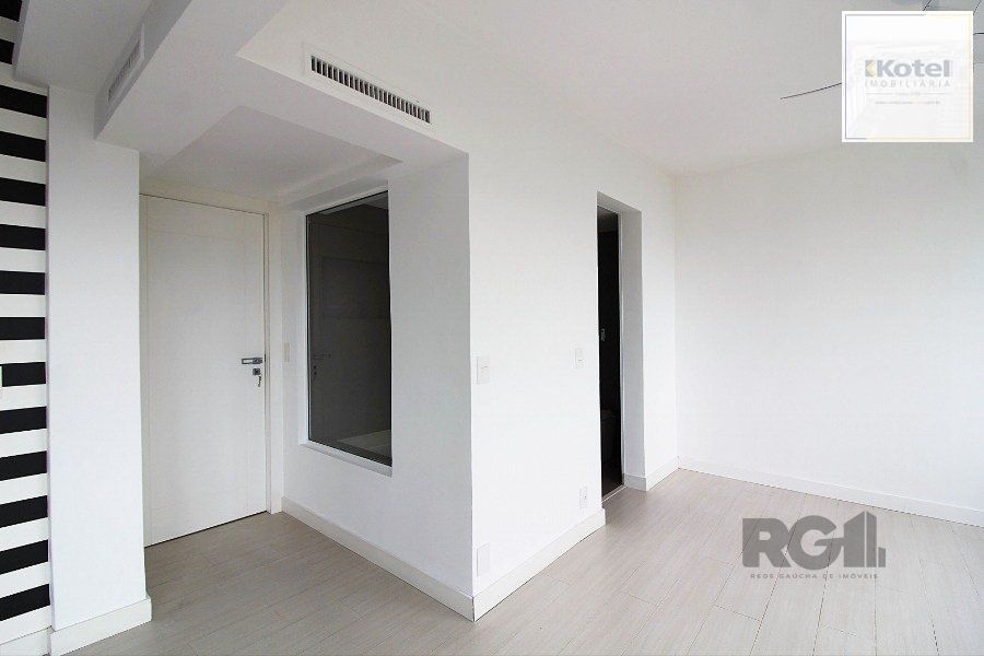 Venda Apartamento 3 quartos,  no bairro Moinhos de Vento com 2 banheiros, 1 lavabo, sem garagem — foto 2