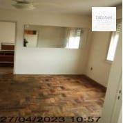 Excelente apto. de 37,15m2 com sala, cozinha com armários, balcão com pia, banheiro social mobiliado, com box, piso em parquet — foto 2