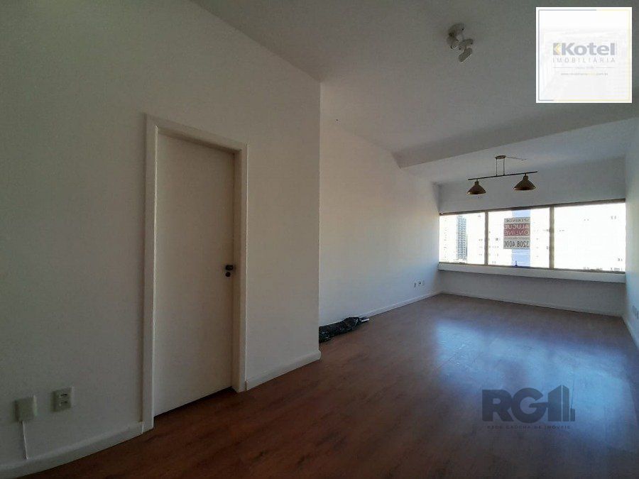 Sala duplex, 67,5m² privativos, boa orientação solar, fundos para a Protásio Alves — foto 3