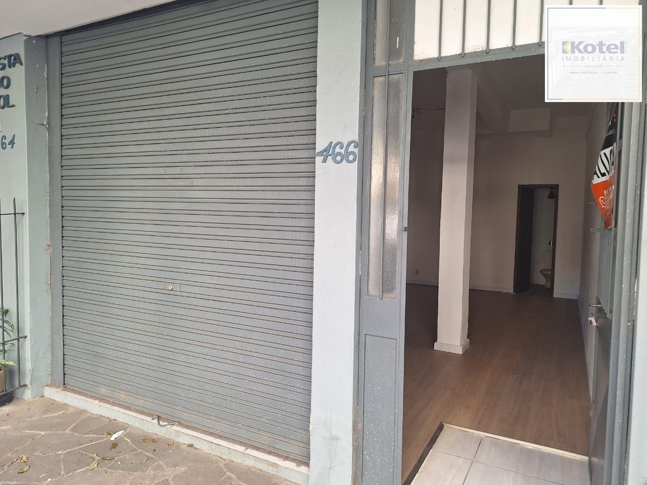 Excelente loja térreo na Rua Demétrio Ribeiro, Centro Historico, com 39,07 m2 de área privativa ,banheiro. R$190 mil