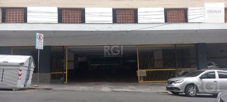 Box para Venda - 12m², 0 dormitórios, 1 vaga - Centro — foto 2