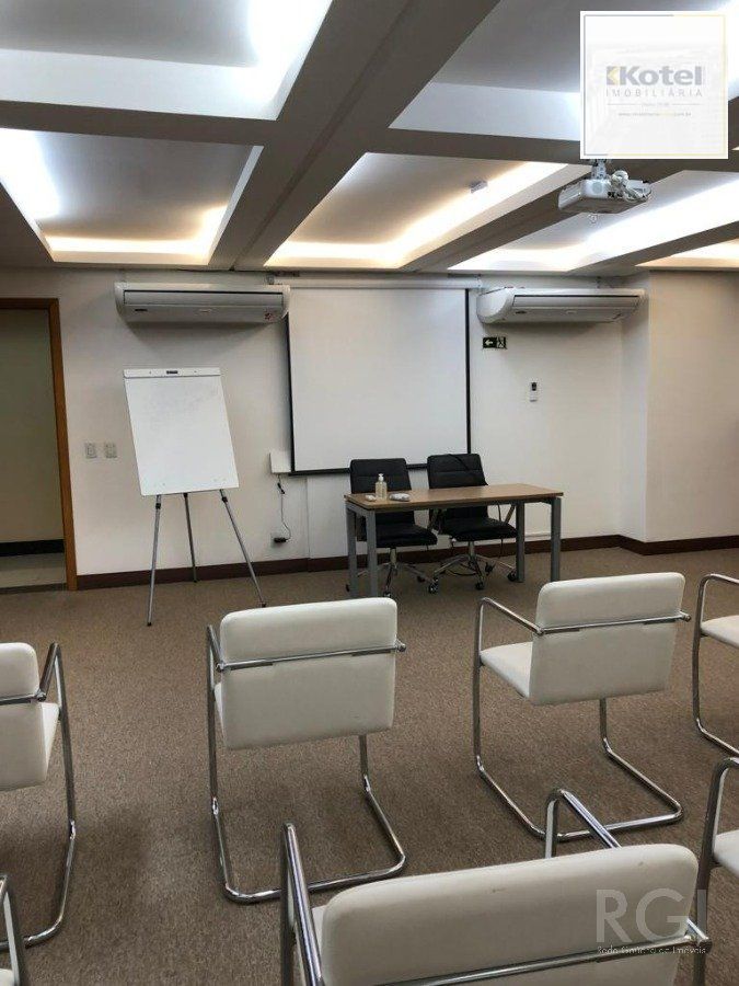 Sala Comercial à venda, 52m², Santa Maria Goretti - Porto Alegre — foto 3