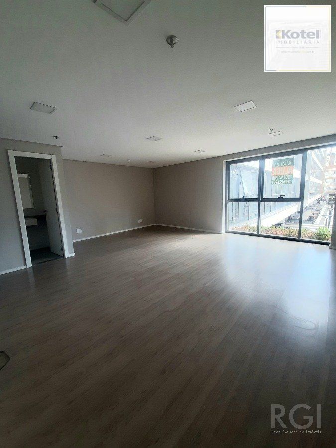 Sala Comercial à venda, 36m², Centro Histórico - Porto Alegre