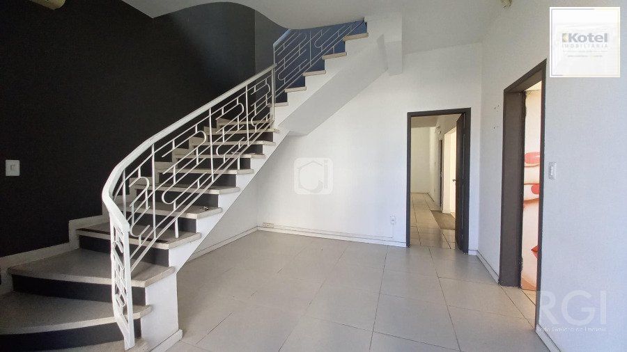 Casa para Venda - 389m², 4 dormitórios, sendo 1 suites, 3 vagas - Nossa Senhora das Dores — foto 5